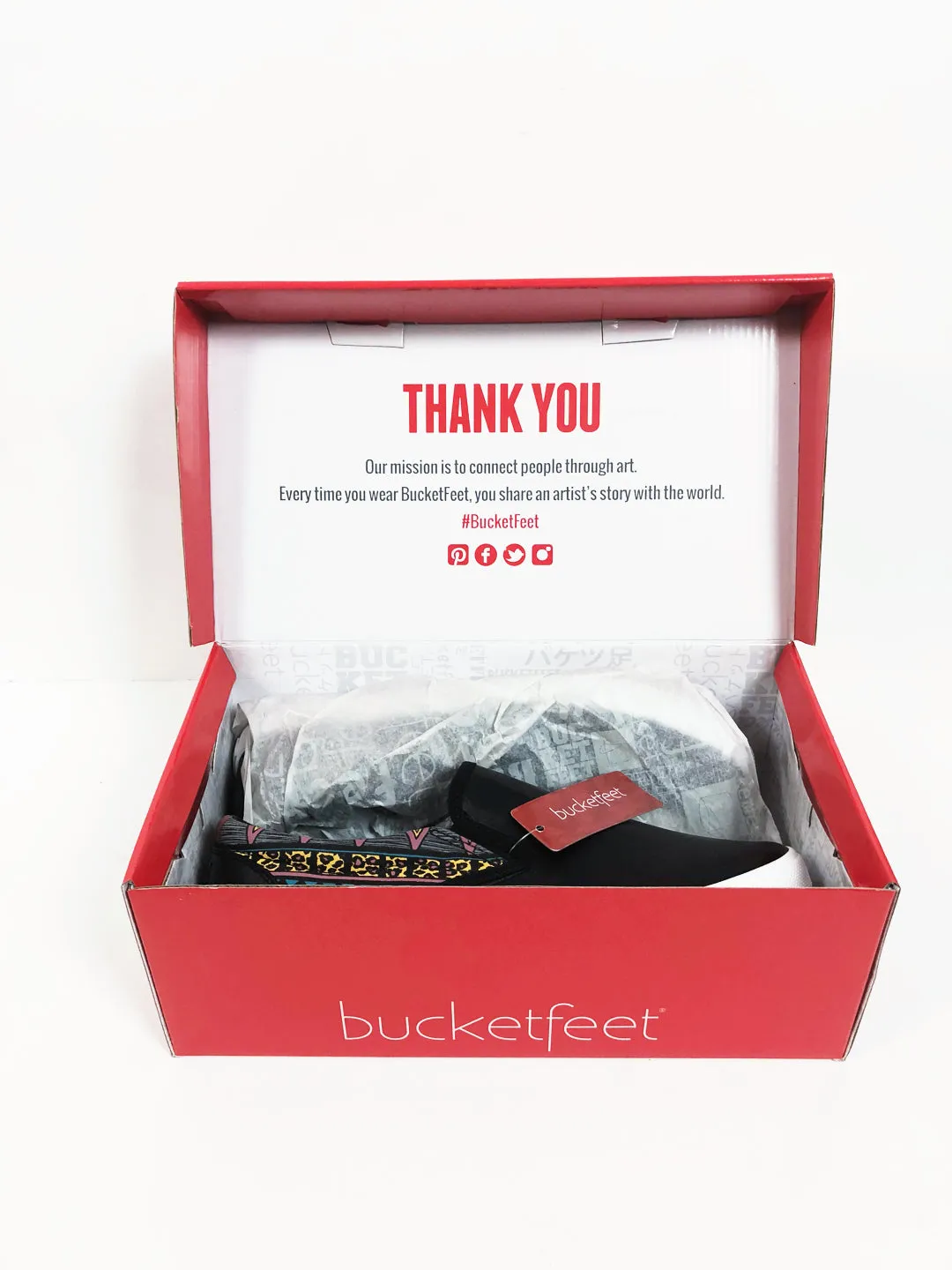 Bucketfeet 'Tribal' Slip On Tennis Shoes Sneakers Pamela Guadagnini 9 NIB! $89
