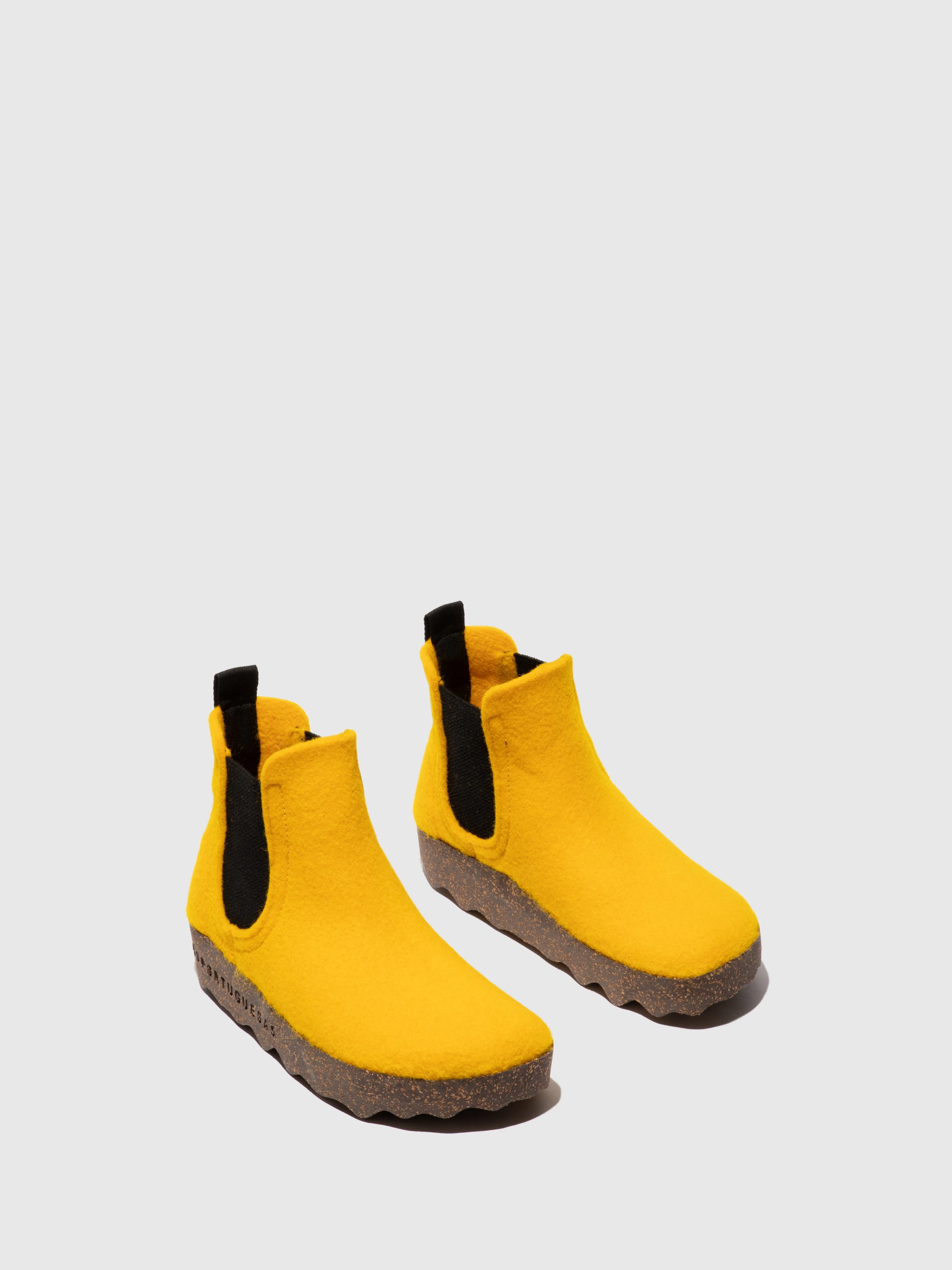 Chelsea Ankle Boots CAIA YELLOW