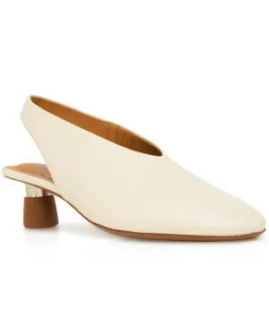 Irem Pump in Beige