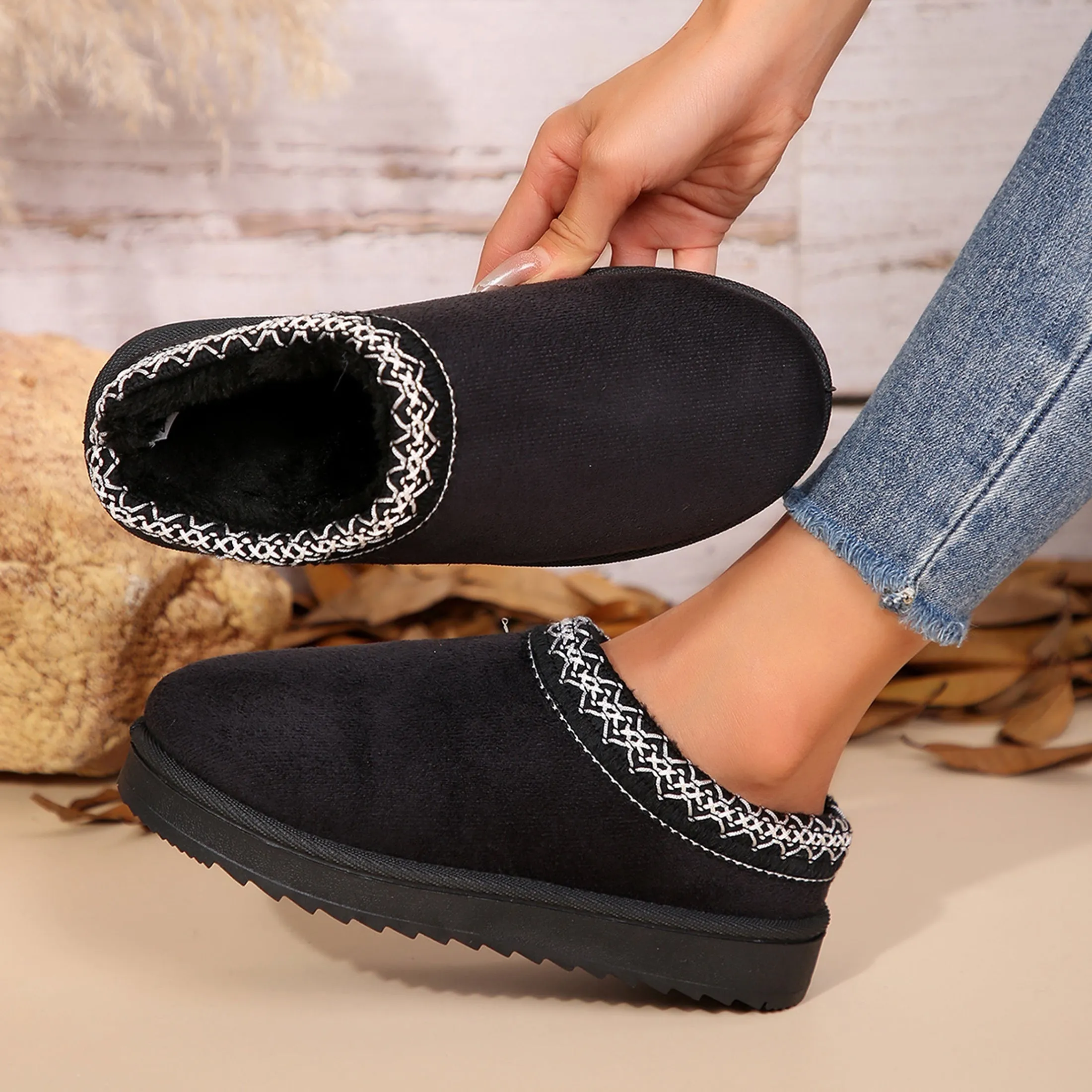 Mini Boots Braid Slippers