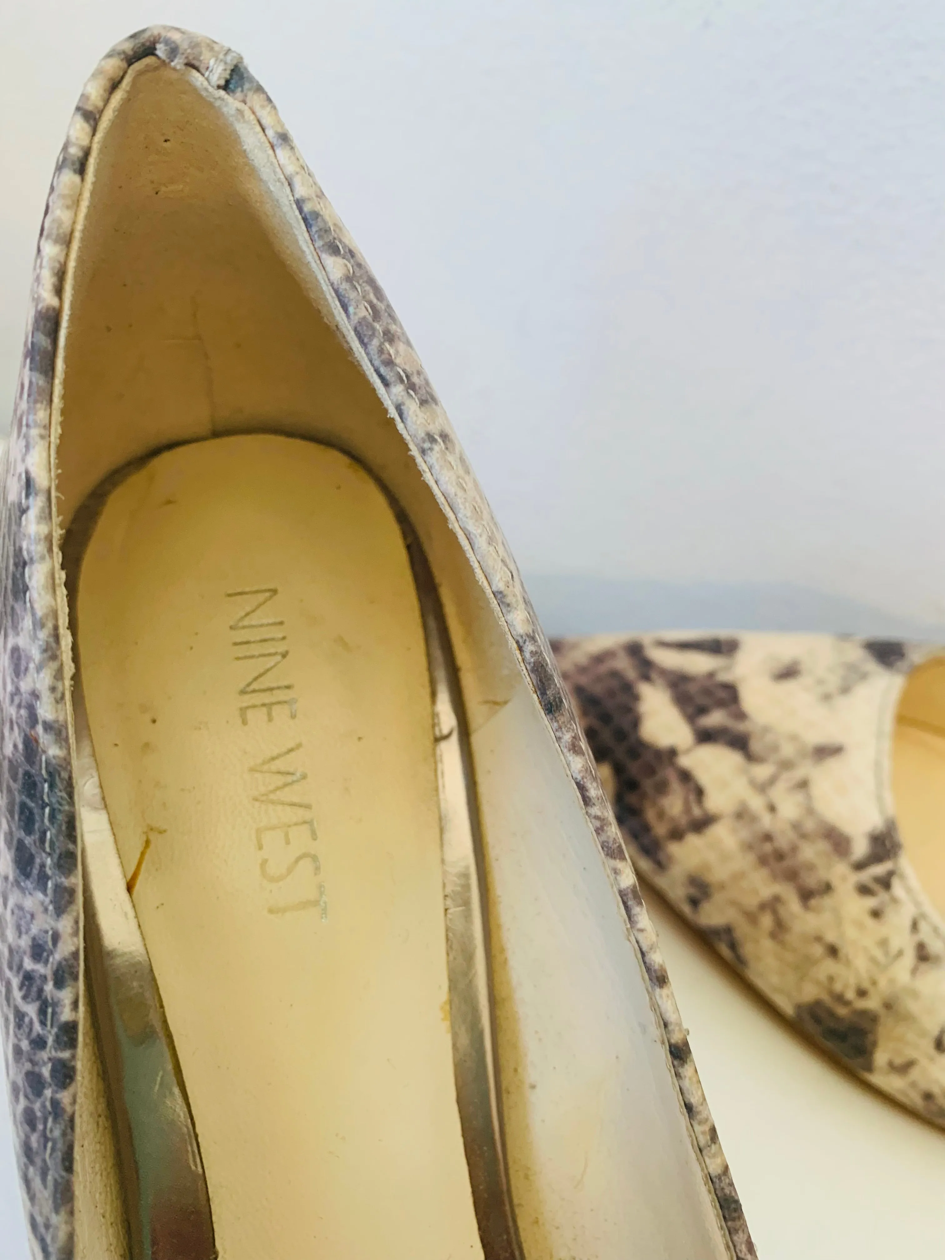 Nine West Faux Snakeskin Pump Size 7.5